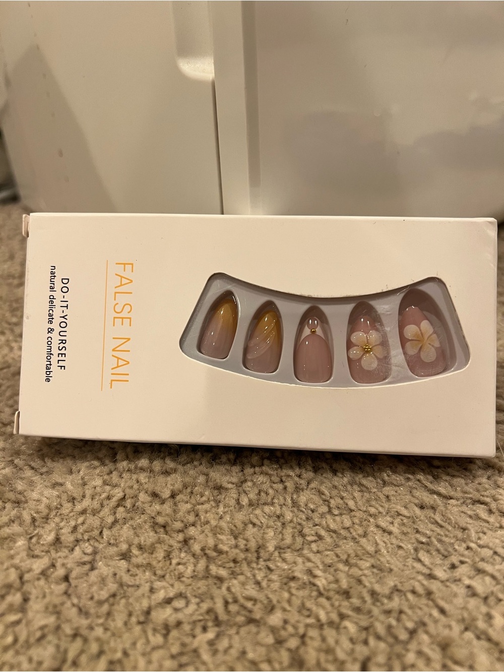 Nude & Beige Floral Press-On Nails